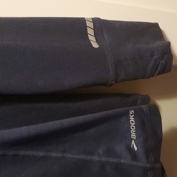 Brooks womens top - Picture 2 of 5